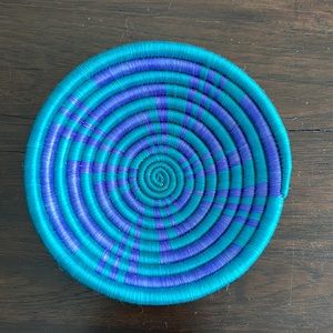 Handwoven Rwandan Sisal Basket